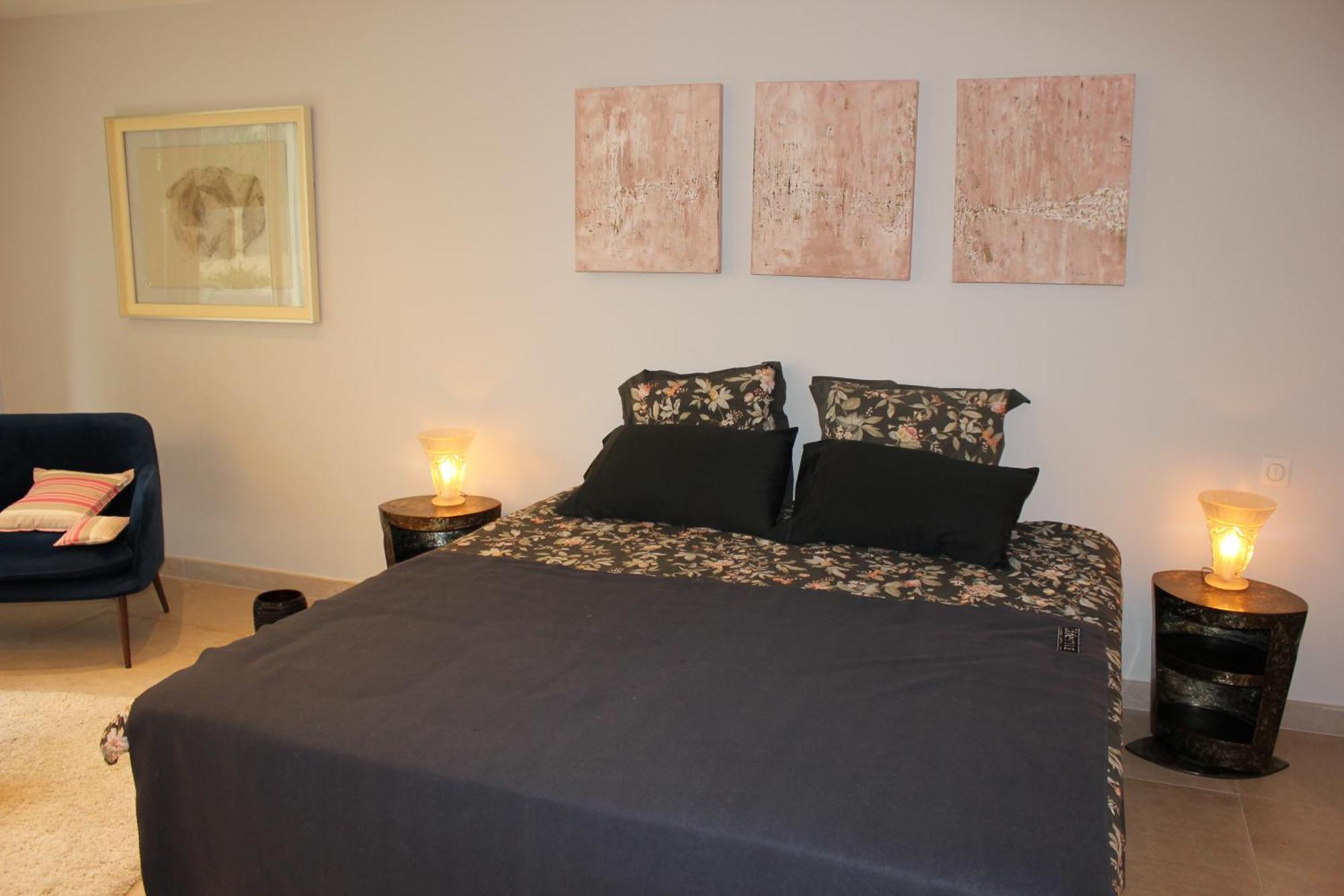 Bed and Breakfast Mas Paloma Rognonas Exterior foto